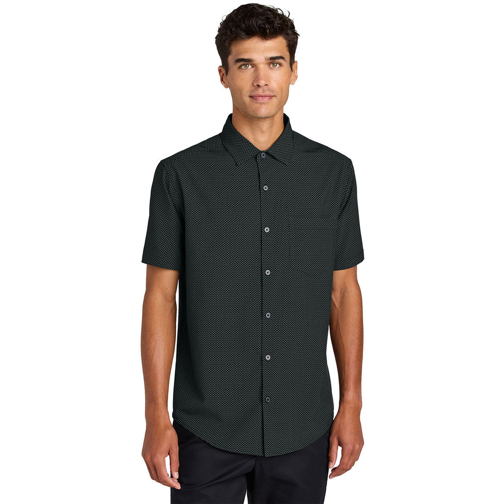 Mercer + Mettle Men's Deep Black Triangle Print Short Sleeve UV Capital Tech Shirt